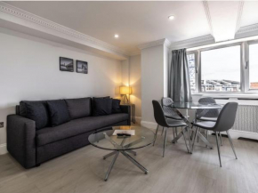 2 Bedroom Apartment Canning Town Newham ExCeL London with free Parking